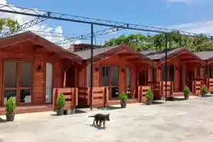 Kottedzhi na Generala Sosnalieva Guest House, Gudauta