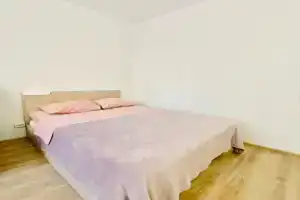 Na Parina Flat, Ekaterinburg