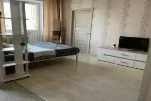 Na Universitetskom Flat, Ekaterinburg