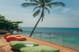 Sea Sky Luxury Absolute Beachfront Villa Villa, Ban Bang Po
