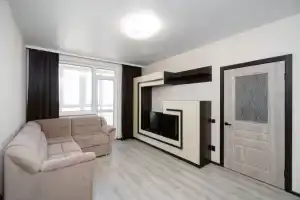 Dvukhkomnatnaya Kvartira S Vidom Na Volgu Flat, Ulyanovsk