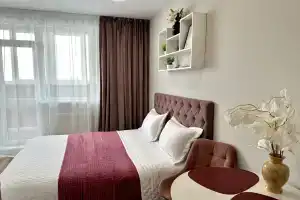 Enigma Apartments V Zhk Akvamarin Ryadom S Naberezhnoy I Trts Akvamoll Flat, Ulyanovsk