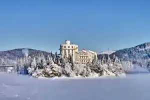 Korona Altaya Hotel, Katun
