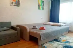 Udobnaya Kvartira V Tsentre Petergofa Flat, Petergof