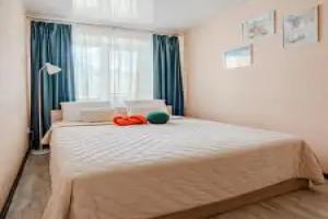 Uyutnaya dvukhkomnatnaya v tsentre ryadom s Vokzalom i TTs Kardinal Flat, Nizhniy Tagil