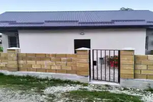 Dom pod kluch u morya Arnou Private House, Khypsta