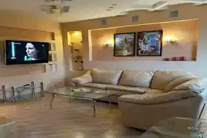 S Vidom Na Sofiyskuyu Ploschad Flat, Velikiy Novgorod