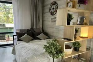 Yuzhnyy Vayb Madrid park Apartments, Adler