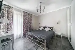 Stilnaya Dvukhkomnatnaya V Istoricheskom Tsentre Goroda Flat, St. Petersburg