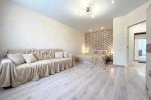 Apartamenty Na Televizionnoy, 2 Etazh Flat, Kaluga