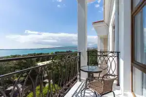 Wolf Apartments Hotel, Gelendzik