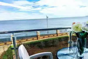 40 M² Na Pervoy Linii Morya Apartments