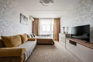 Dvukhkomnatnaya Flat, Moscow