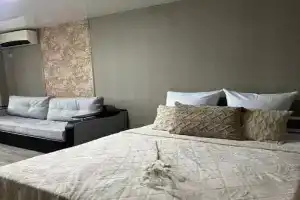 Na Pr Pobeda Revolyutsii D.62 Flat, Shakhty