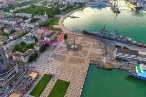 Mayak S Vidom Na More I Kreyser Flat, Novorossijsk