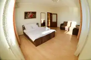 Golden House Apartments, Armavir