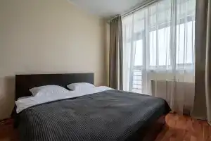 Apartment Rooms-ekb 8 Marta Street 190 (17 floor, 582), Ekaterinburg