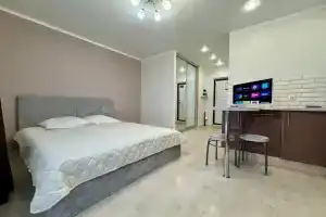 Dlya dvoikh gostey Apartments, Tyumen