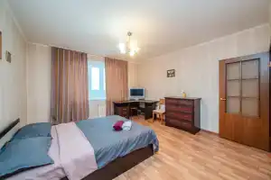 1 Komnatnaya Akademika Yangelya Flat, Moscow