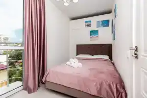 Abri Luxe v Sochi s vidom na more v ZHK Oktyabr'skij na Mamajke Apartments, Sochi