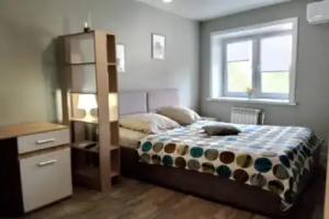 1k. Kvartira Ulitsa Rozyi Lyuksemburg, 118 Flat, Irkutsk