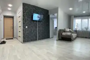 V Tsentre Goroda Ot Nuzhny Adres Flat, Kachkanar