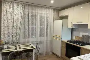 5 Minut Ot Volzhskie Termy Flat, Novokuybyshevsk