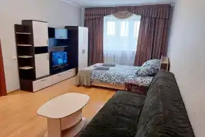 Na Sklizkogo 116/1 Apartments, Tver