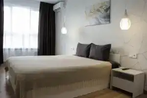 Na Romanovskoy 5 Flat, Glukhovo