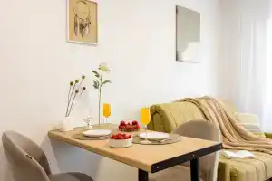 Na Krasulinskoy 20 Flat, Moscow