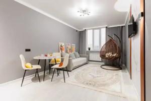 Myagkoye Gnyozdyshko S Kreslom U Khan-Shatyra Flat, Astana
