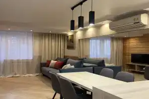 S Prostornoy Kukhney-Goctinoy Flat, Moscow