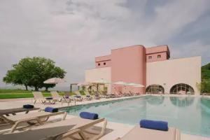 Pabellon hotel, Kvareli