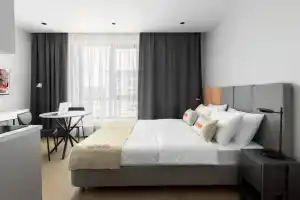 Keygo 1035 s basseinom Apartments, Moscow