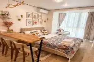 Kalinina 33 Apartments, Feodosiya