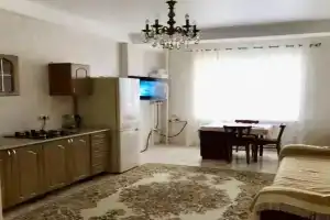 Na Pervomayskoy Flat