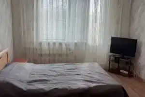 V Starom Oskole, R-N Ledovogo Dvortsa Apartments, Stary Oskol