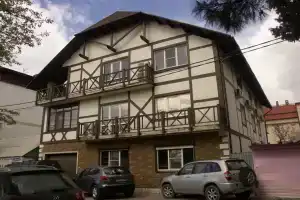 Alzas Guest House, Gelendzik