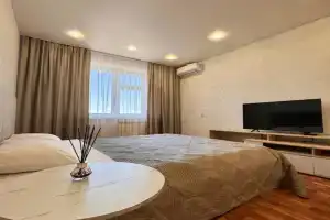 Na Ulitse Oktyabryskaya 197 Flat