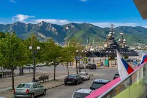 V Samom Serdtse Tsentralnogo Rayona, V 5 Minutakh ot Naberezhnoy Ot Letoapart Apartments, Novorossijsk