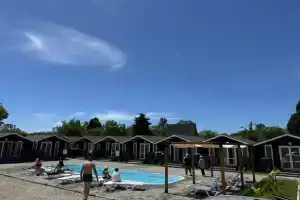 Kottedzhny Kompleks Ugolek Recreation camp, Pitsunda