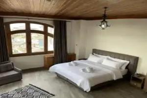 Kroi Hotel, Kruja