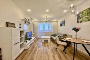 2-Kom Smolina 67/2-180 Ulan-Ude Tsentr Kakdoma Flat, Ulan-Ude