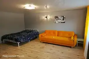 Uyutnaya studiya v tsentre goroda Flat, Pervouralsk