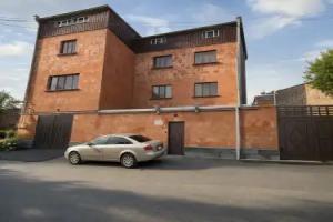 Red House Guest house, Yerevan