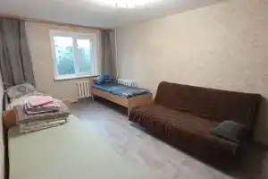 Kosmonavtov19-97 Flat, Pervouralsk