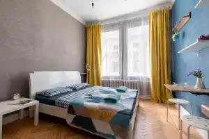 Residents M5/M8 Apartments