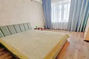 Flat Na Ulitse Naberezhnaya Leonova, Balakovo