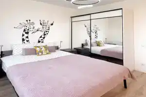 Krasivaya I Stilnaya Flat, Misailova