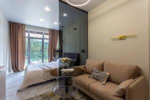 Stilnaya S Kofe Mashinoy I Vidom Na Gory Alleya 225 Flat, Sochi